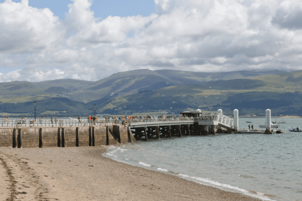 Beaumaris Pier Crabbing